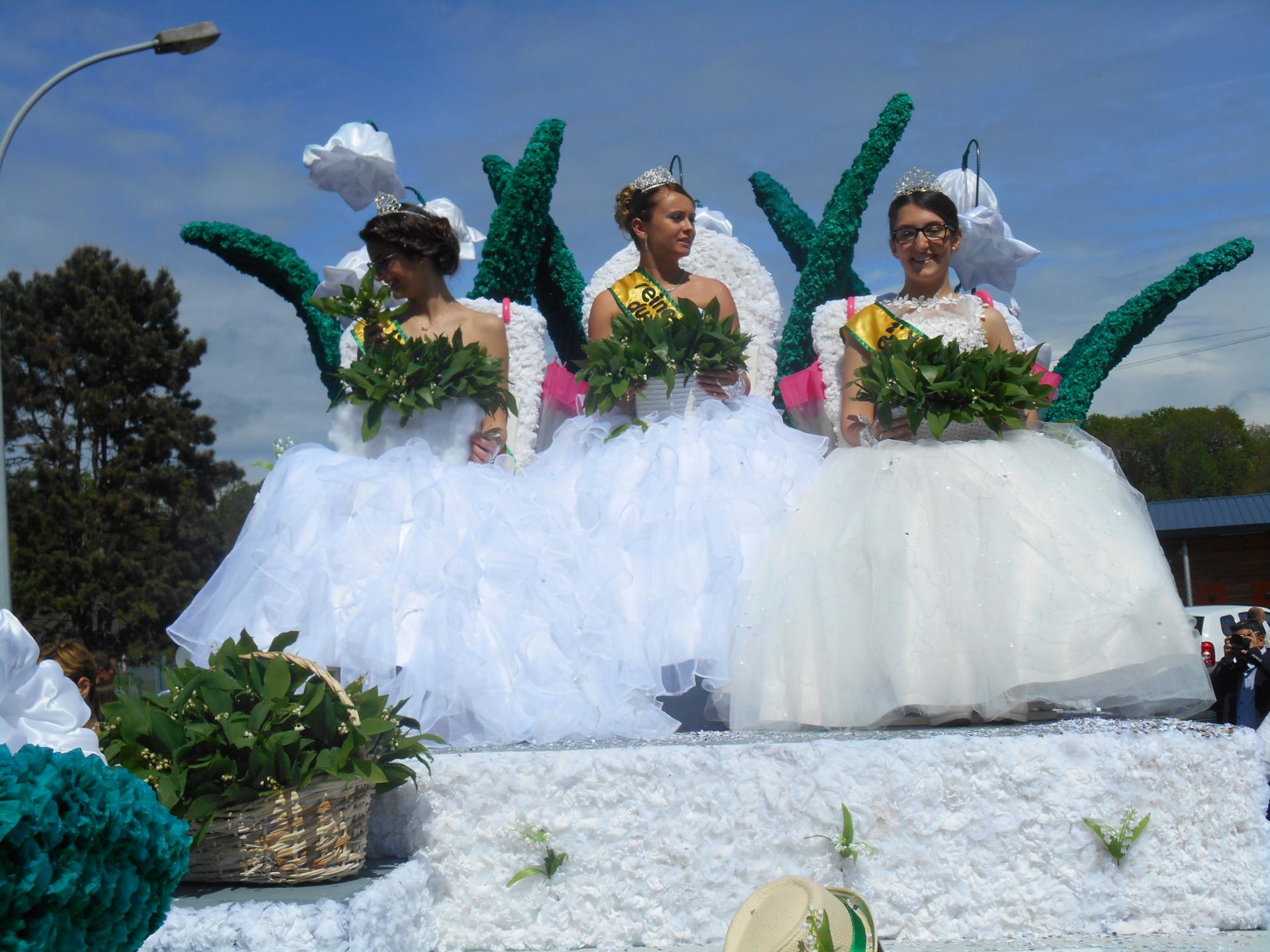 La reine du muguet et ses dauphines