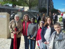 bernadette-porte-drapeau-fndrip-tante-de-marion-avec-sarah-caroline-melis.jpg