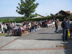 brocantes-a-mezy-moulins-1sept-2013-005.jpg