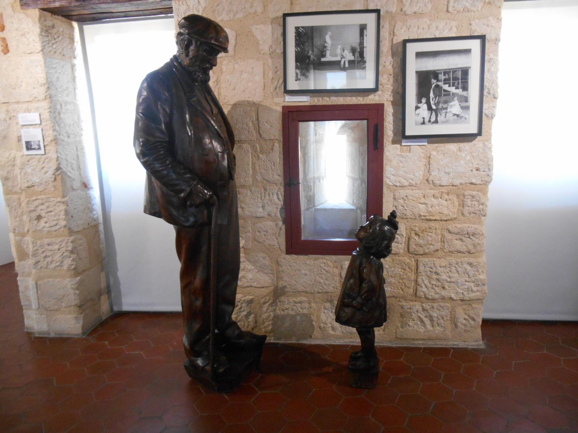 DIS GRAND PERE...