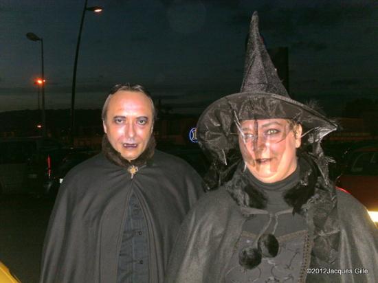 dracula-et-la-sorciere.jpg