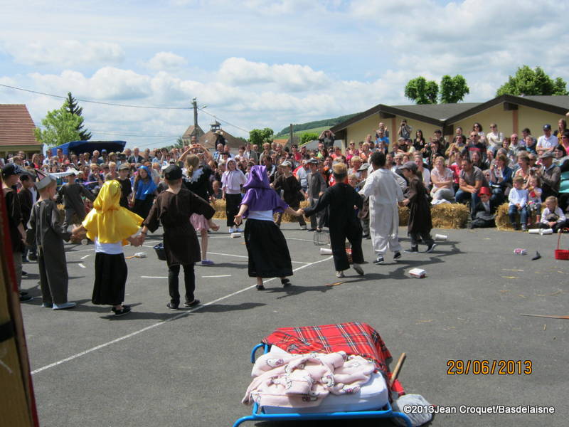 kermesse-des-ecoles-a-fossoy-29juin-2013-024-001.jpg