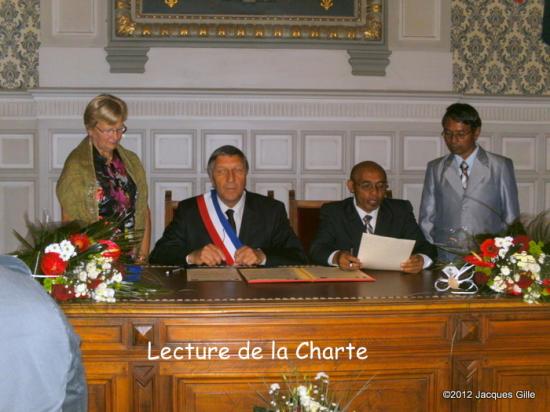 lecture-de-la-charte-001.jpg